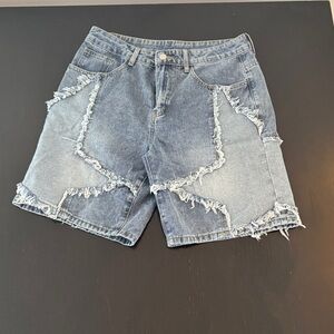 Men's Frayed Hem Star Pattern Wide Leg Denim Shorts with Pocket